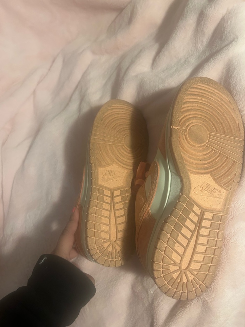 Nike Women's Low-Top Sneakers in Peach and Cream Suede - Picture 5 of 6